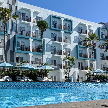 Astara Hotel Balikpapan Bagian luar foto