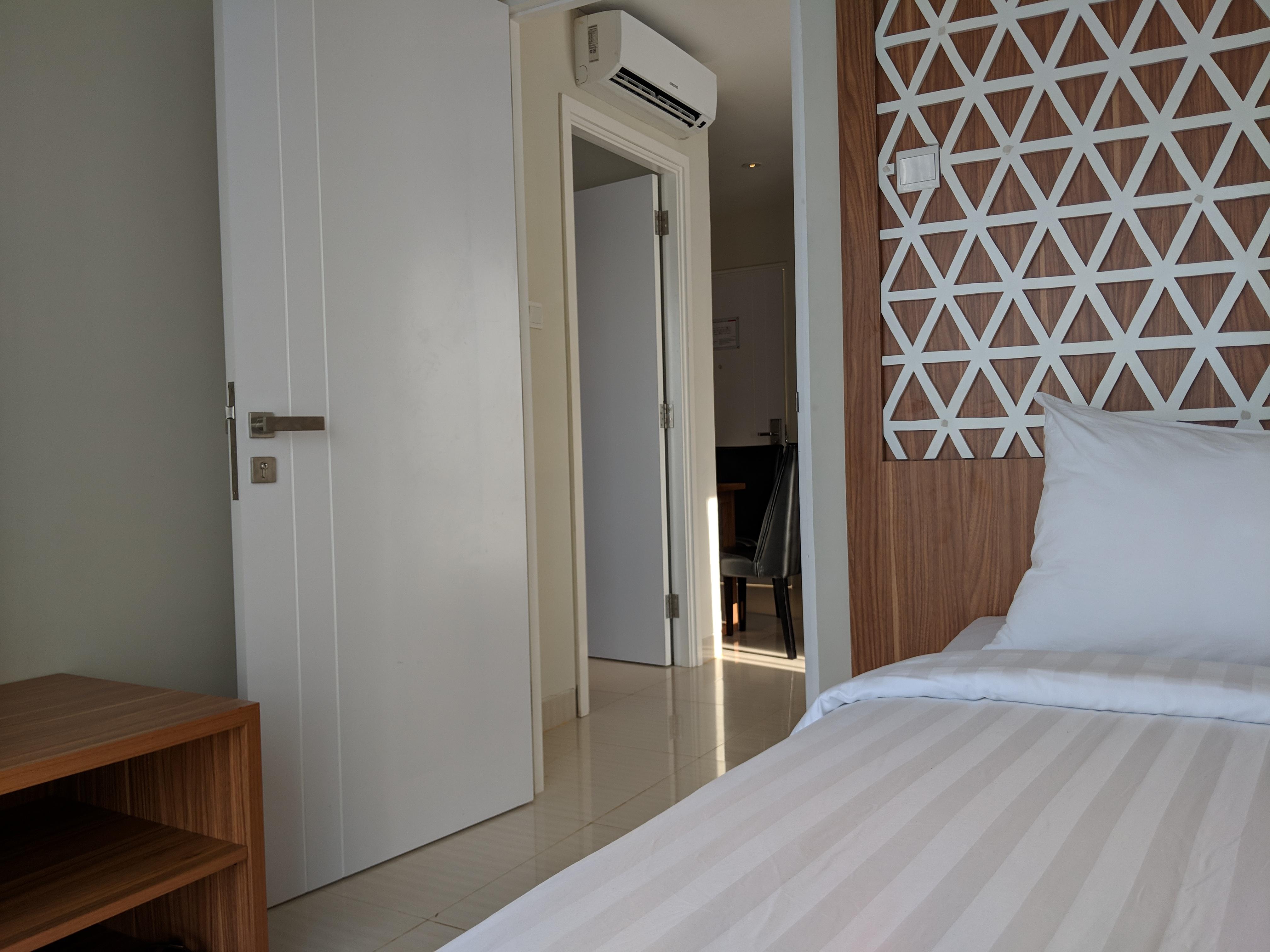 Astara Hotel Balikpapan Bagian luar foto