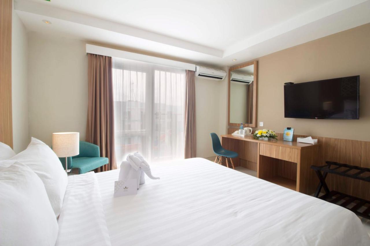 Astara Hotel Balikpapan Bagian luar foto