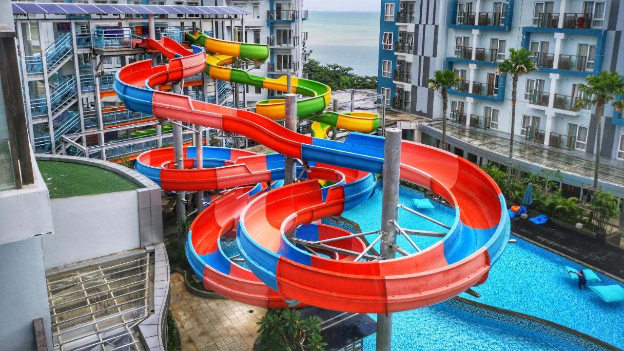 Astara Hotel Balikpapan Bagian luar foto