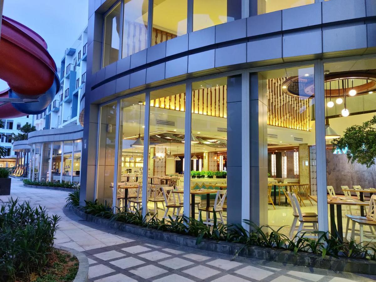 Astara Hotel Balikpapan Bagian luar foto