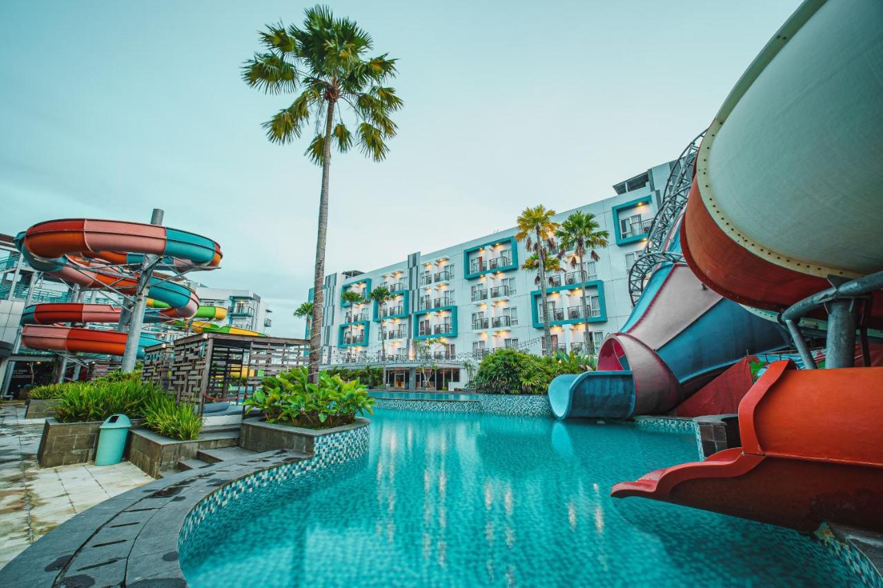 Astara Hotel Balikpapan Bagian luar foto